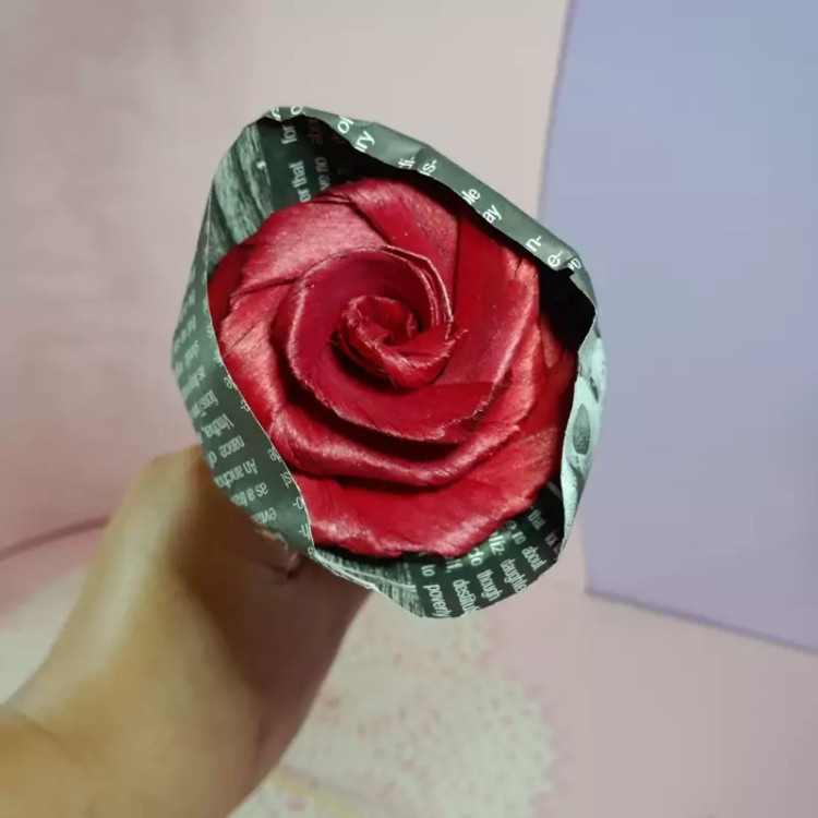 گیفت گل رز کاغذی قد30سانت